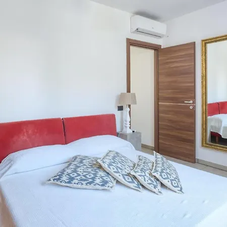 Mit Privatpool Fuer 6 Personen Ca 100 Qm In Cefalu, Sizilien Nordkueste Von Sizilien Cefalù